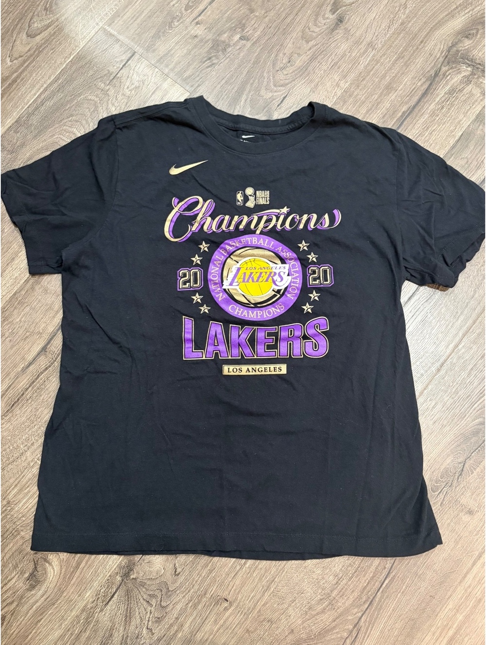 Nike Los Angeles Lakers NBA 2020 Champions Black Graphic T-Shirt Large